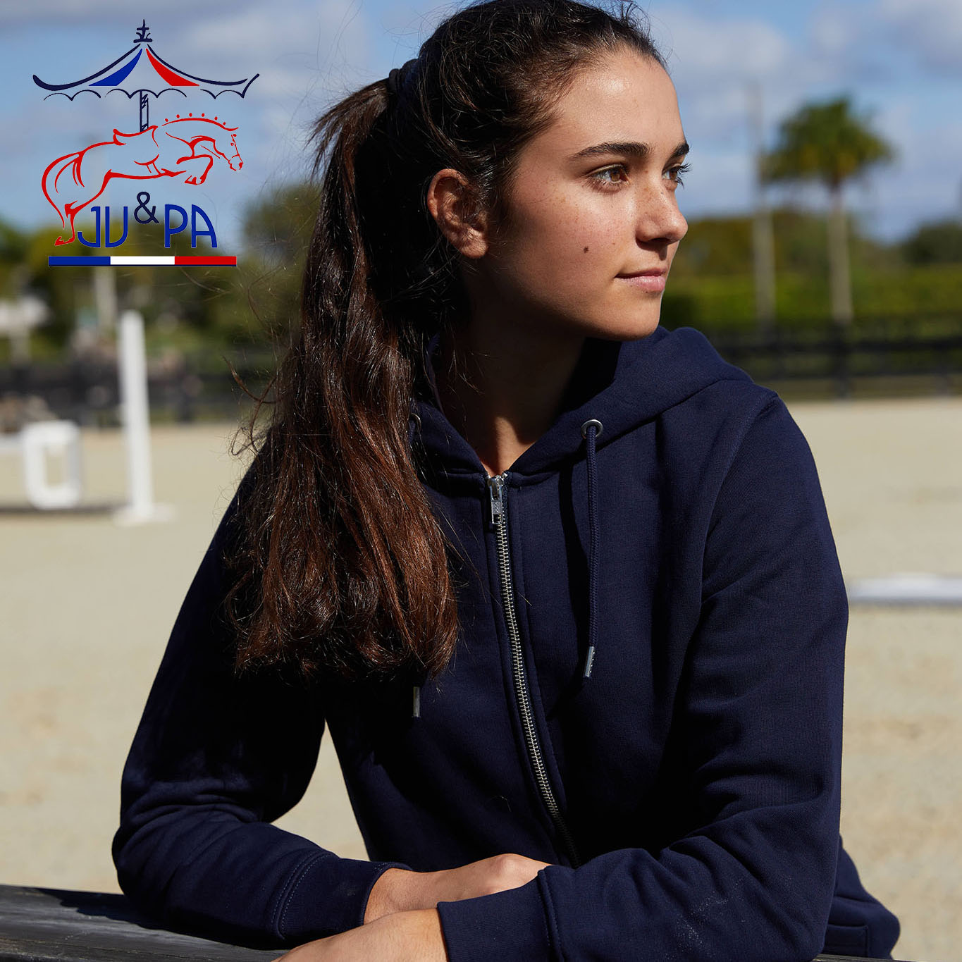 H jacket for women by Lotus Romeo